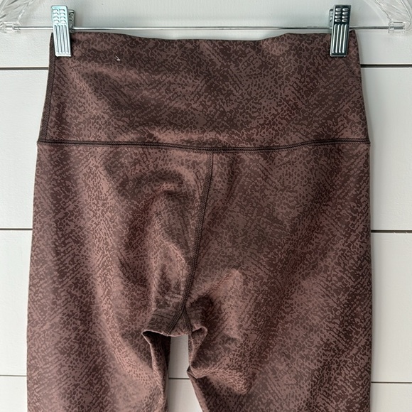 Aerie Brown Leggings with Tapered Design Sz M - Picture 5 of 9